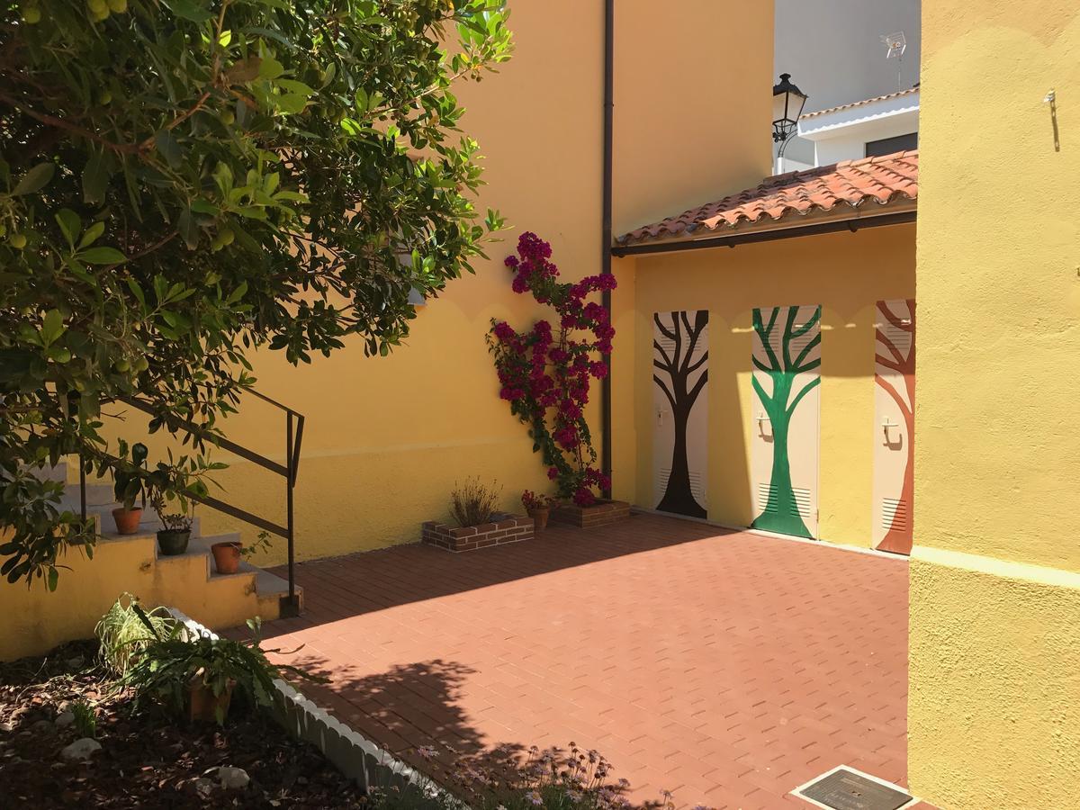 El Castellet Fanzara Pension Buitenkant foto